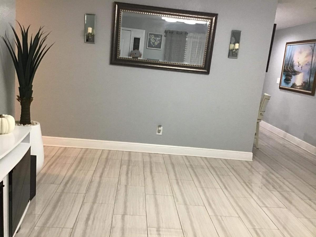 Mary's Luxury House * Tampa